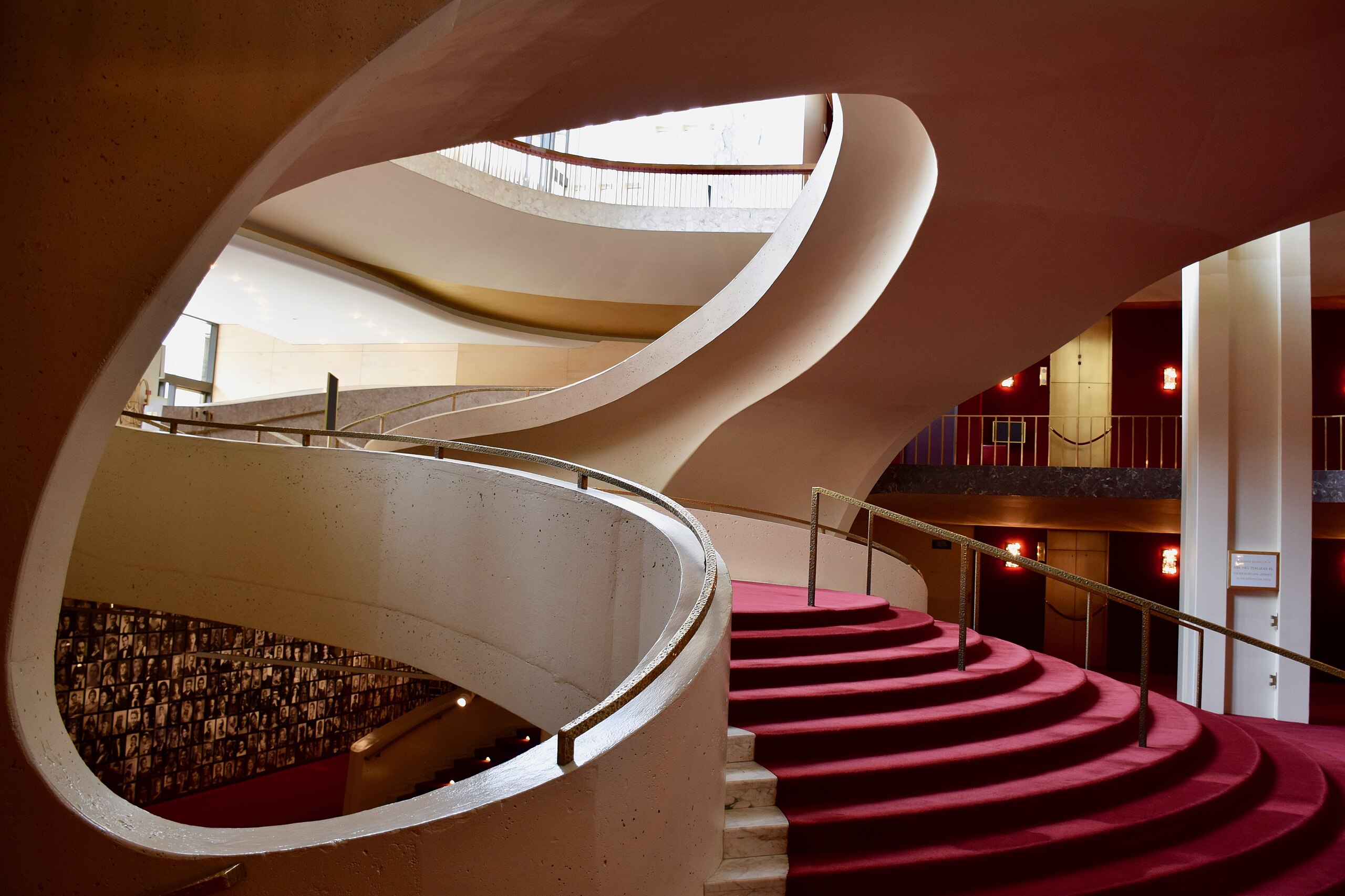 Metropolitan_Opera_House